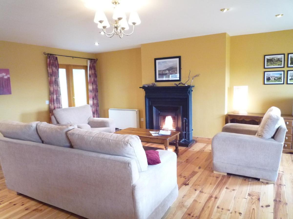 Dingle Courtyard Holiday Homes 3 Bed By Trident Holiday Homes Номер фото