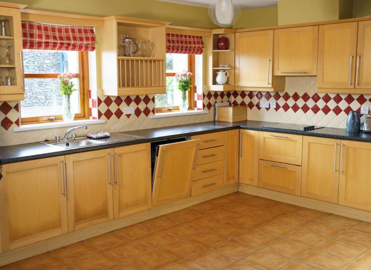 Dingle Courtyard Holiday Homes 3 Bed By Trident Holiday Homes Екстер'єр фото