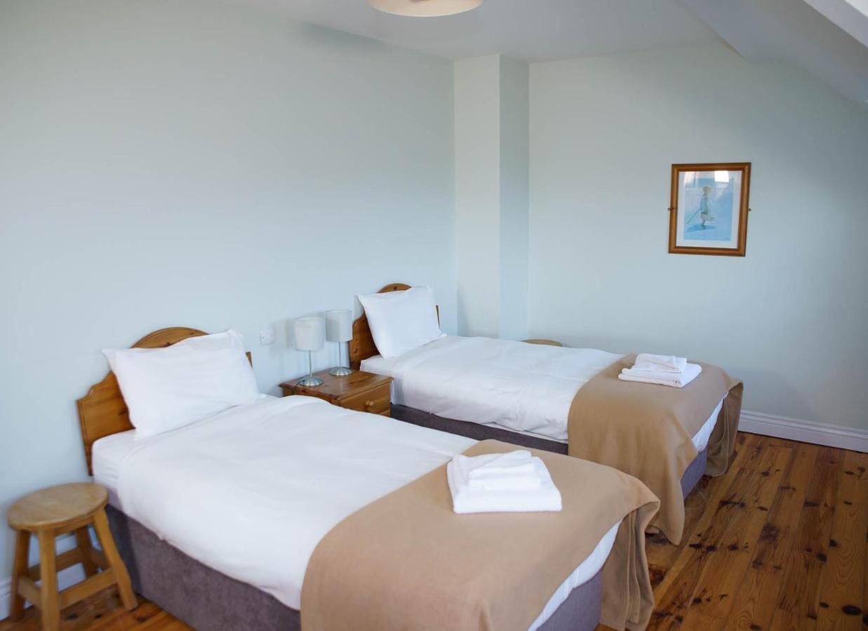 Dingle Courtyard Holiday Homes 3 Bed By Trident Holiday Homes Екстер'єр фото