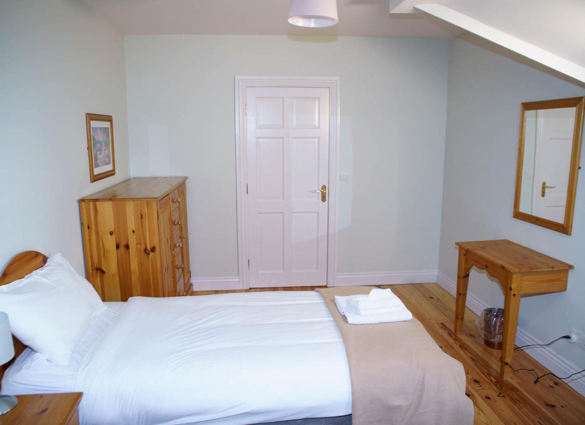 Dingle Courtyard Holiday Homes 3 Bed By Trident Holiday Homes Екстер'єр фото