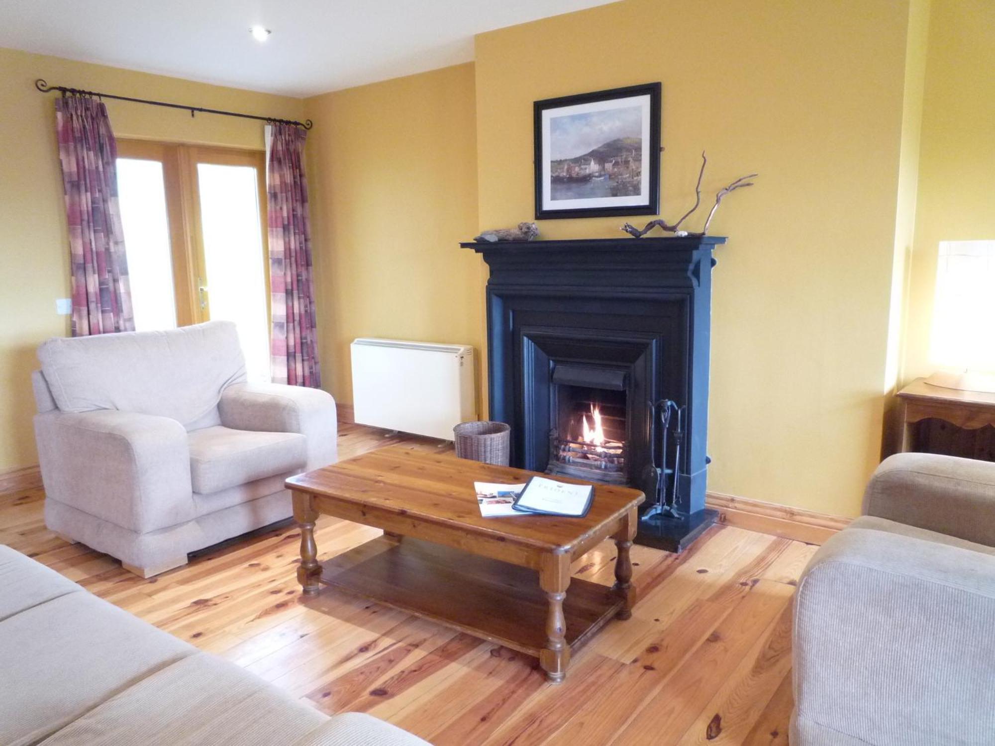 Dingle Courtyard Holiday Homes 3 Bed By Trident Holiday Homes Номер фото